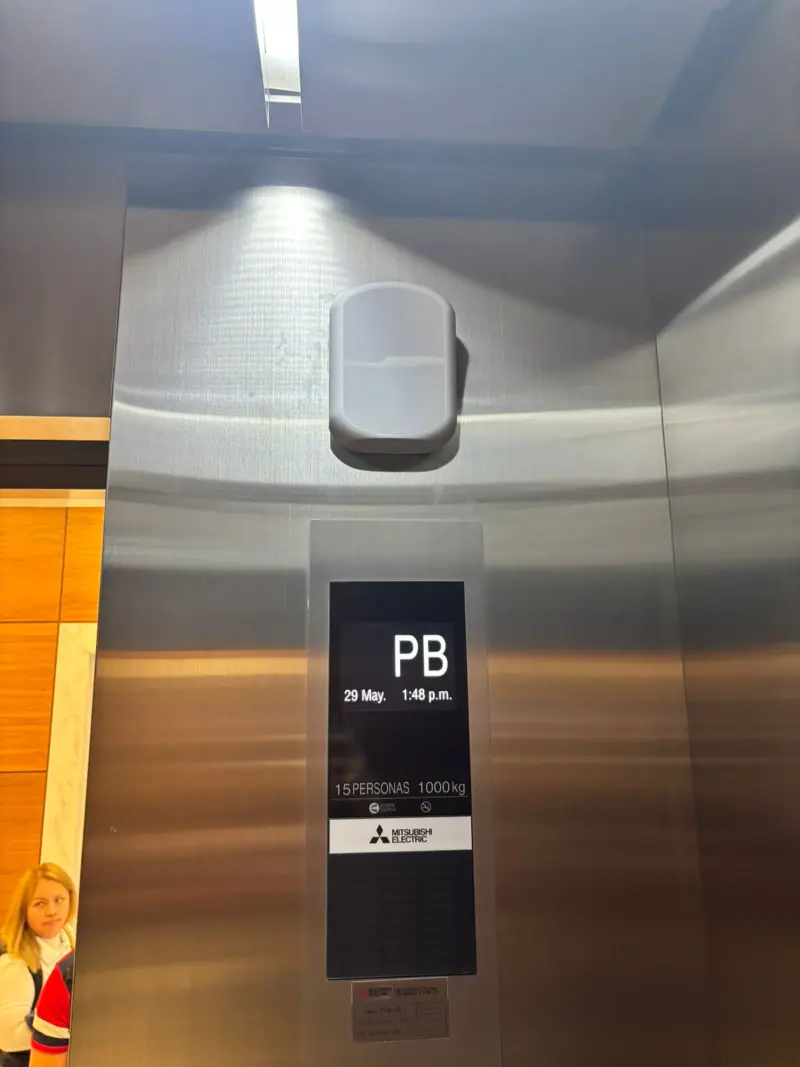 Battery Powered Toilet Aroma Dispenser